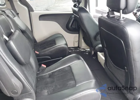 2018 Dodge Grand Caravan Sxt z USA, uszkodzony, nr VIN 2C4RDGCG7JR297241